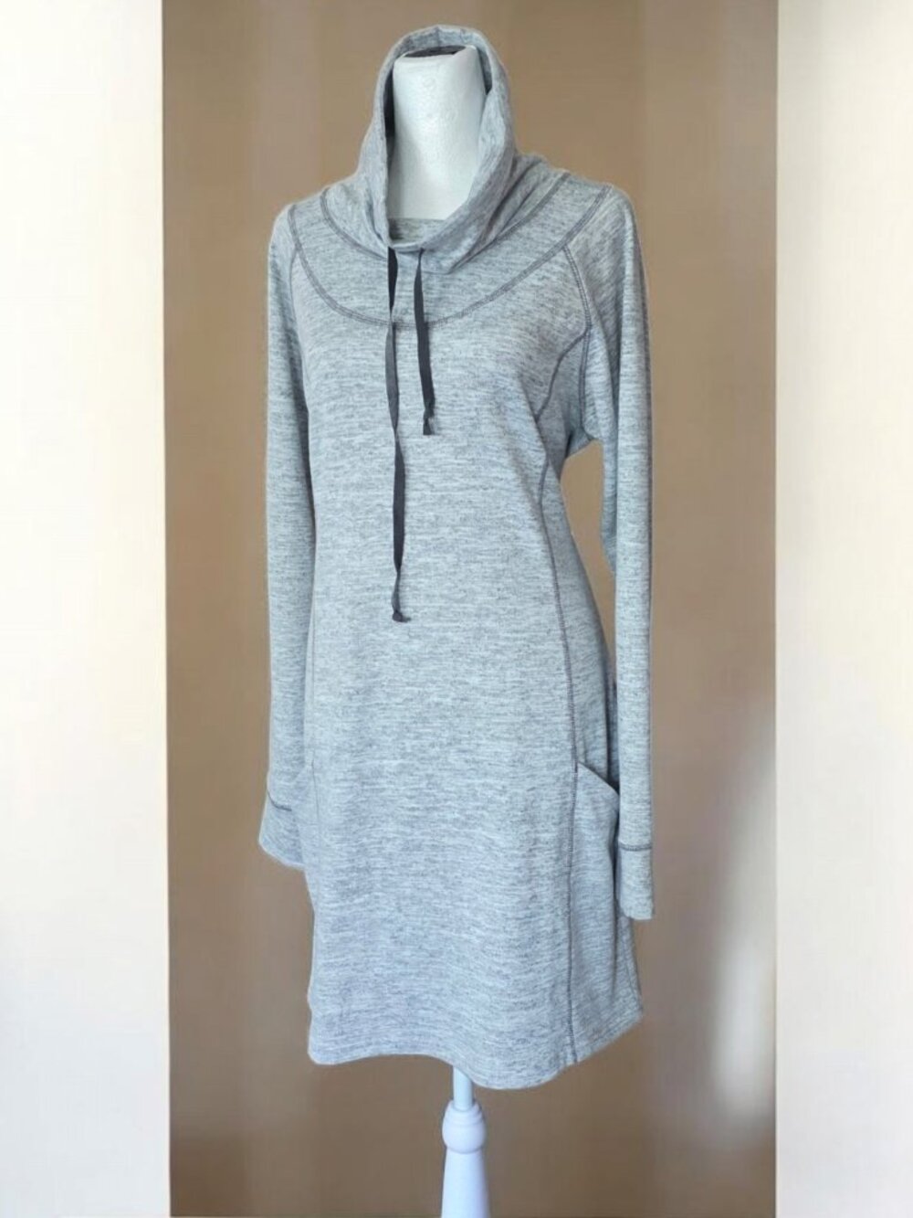 NWOT KUHL (LG) LEA HEATHERED Ash Gray Knit Long Sleeve Dress in Large